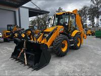 LIVRAISON GRATUITE Chargeuse-pelleteuse sur pneus JCB 4CX homologuée EPA CE avec vérin hydraulique Eaton, moteur principal, pompe, boîte de vitesses et PLC