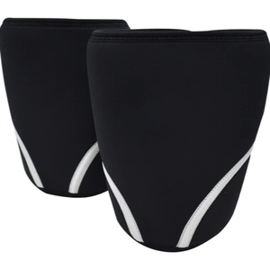 Les genouillères respirantes allient soutien compressif, construction durable et ajustement ergonomique pour un confort supérieur tout au long de la course. - Product Image 2