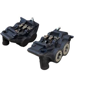 Original Yamaha TMAX 530 2015-2016 Front Brake Calipers 2PW2580U1000 & 2PW2580T0000 <b>Models</b> - Product Image 2