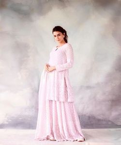 Floral Rayon Top Palazzo Dupatta Ensemble: Floral Rayon top palazzo dupatta ensembles dans des couleurs vibrantes pour un look rafraîchissant. - Product Image 5