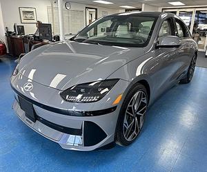 HYUNDAI IONIQ 6 EV LIMITED AWD LONG RANGE 2025 PRÊT À EXPÉDIER - Product Image 1