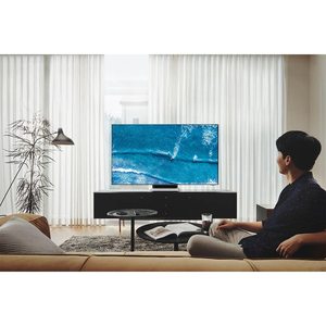 ทีวีสมาร์ท LED สีเงินขนาด 75 นิ้ว พร้อมระบบ DVB-T2 ในตัว รองรับผู้ช่วยเสียง ความละเอียด 4K UHD สำหรับใช้ในบ้าน - Product Image 1