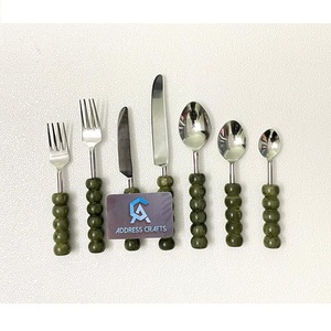 Ensemble de couverts en acier inoxydable durable avec manche en résine, 7 pièces, couverts élégants et écologiques, ensemble de vaisselle, cuillère - Product Image 1