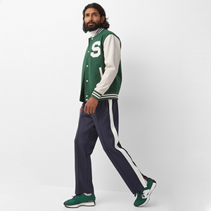 2026 Custom <b>Men</b> Varsity <b>Jacket</b> Windproof Eco-Friendly Streetwear Letterman Style Jersey <b>Pullover</b> Horn Button Closure <b>Jacket</b> <b>Men</b> - Product Image 6