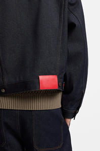 Chaqueta Varsity Reversible de Mezclilla Lavada Vintage con Diseño Personalizado, Gráfico Bordado, Cuello Alto, Patrón de Letras y Estilo Oversize para Invierno - Product Image 4