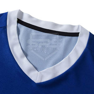 Uniforme de fútbol de diseño personalizado de alta calidad Uniforme de fútbol transpirable de secado rápido para la venta en línea - Product Image 2