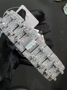 Montre en diamant Moissanite de qualité supérieure pour hommes Montre bling entièrement glacée avec bracelet en acier inoxydable et design Hip Hop de luxe - Product Image 3