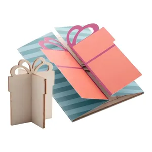 Biglietto d'Auguri Natalizio Creativo con Tema Fiocco di Neve, Elegante Decorazione per Alberi di Natale - Product Image 2