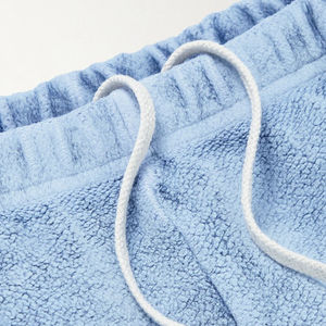 Short décontracté 100% coton de haute qualité pour hommes, délavé à l'acide, en éponge française, avec logo anti-rides. - Product Image 3