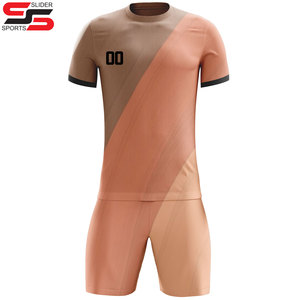 Tenue d'entraînement de football personnalisée et imprimée pour hommes, ensemble de maillots de football personnalisés, uniformes de football pour enfants - Product Image 4