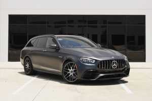 Construido estándar 2023 Merc-edes-Ben Z Clase E AMG E 63 S - Product Image 6