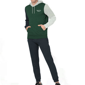 Conjunto Deportivo para Hombre a la Moda con Diseño Elegante, Tela Suave y Transpirable, Perfecto para Uso Casual - Product Image 1