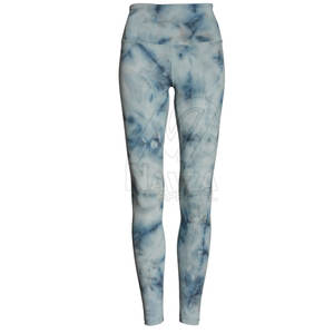 Leggings de Yoga de Cintura Elástica Hechos a Medida, Estilo Nuevo, Color Sólido, Hechos en Pakistán - Product Image 5