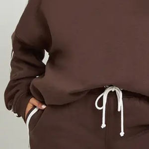 Sweat-shirt chaud pour femme au design simple, coupe décontractée avec fermeture éclair, service OEM, prix avantageux pour les commandes en gros, durable - Product Image 3