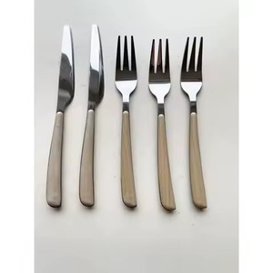 Couverts en acier inoxydable forgé mat or rose, couverts en métal cuivre pour hôtel, couteau, cuillère et fourchette - Product Image 5