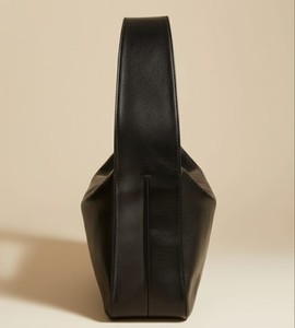 Bolso de Hombro Vintage de Cuero Negro para Mujer, Bolso Minimalista Tipo Hobo, Correa Ajustable, Cierre Estructurado, Resistente al Agua - Product Image 5