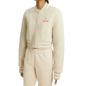 Vestes Letterman recadrées de taille personnalisable pour femmes en cuir de peau de mouton vêtements d'extérieur lettre décoration Sialkot conçu - Product Image 1