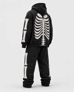 Conjunto de Sudadera con Capucha y Pantalón de Chándal de Forro Polar con Apliques de Esqueleto Desgastado y Bordado Premium, Estilo Oversize - Product Image 4
