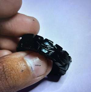 Anillo hecho a mano de ónix negro natural Pendiente de mujer hermosa. - Product Image 5