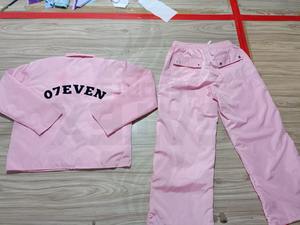 Conjunto Deportivo Cortavientos Unisex de Alta Calidad con Chaqueta con Cremallera y Bordado Estampado, Pantalones Jogger Ligeros de Nailon - Product Image 6