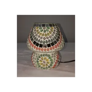 Настольная лампа роскошного стиля, настольная лампа индивидуального размера, доступная по конкурентоспособной цене от индийского поставщика