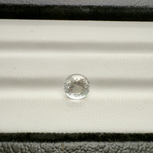 Cuentas de piedras preciosas de cuarzo blanco Natural completamente transparentes de alta calidad Forma redonda elegante - Product Image 3