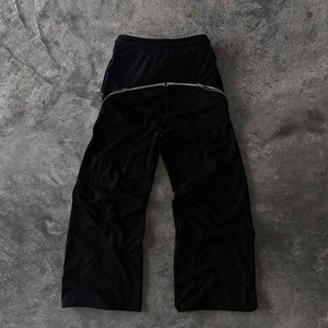 Pantalones de chándal atléticos para hombre, tela ligera transpirable y duradera para gimnasio, entrenamiento deportivo, correr y ropa de estilo de vida al aire libre - Product Image 3