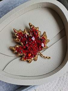 Broches perlées Broche de designer faite à la main. Accessoires de haute qualité. Broche design unique. Baby shower meilleur cadeau. - Product Image 4