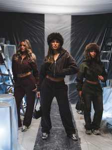 Ensemble deux pièces tendance 2026 : sweat à capuche zippé et pantalon de jogging décontracté, vêtements de gros avec logo personnalisé - Product Image 2