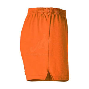 Pantalones cortos deportivos de alta elasticidad para mujer, fabricados en Pakistán, para práctica y entrenamiento diario de cheerleading. - Product Image 3