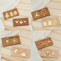 Nouveaux Breloques Pendentifs Laiton Brillant Croix Soleil Lune Cœur Ange Dinosaure Avion Plaqué Or Véritable 18 Carats pour Collier DIY Femme