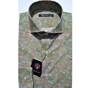قميص رجالي من القطن بنسبة 100% بنقوش بيزلي مطبوعة رقميًا متابعة تقليد تصدير صنع في إيطاليا