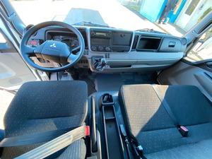 2022 Mitsu Bishi Canter รถบรรทุกห้องเย็นรถบรรทุกสินค้าเบา3C15เครื่องยนต์ดีเซลญี่ปุ่นล้อบนรถเกียร์ - Product Image 6