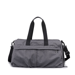 กระเป๋าทรงดัฟเฟิลสำหรับผู้ชายผู้หญิงกระเป๋าออกกำลังกายเล่นกีฬาเดินทางเล่นกีฬาเล่นฟิตเนสเล่นฟุตบอลใส่ของได้เยอะโลโก้ออกแบบได้ตามต้องการ - Product Image 2