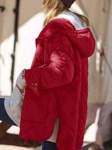 Nuevo diseño personalizado Chaquetas de mujer Abrigo acolchado de invierno Chaquetas acolchadas para mujer Tamaño personalizado Colores y logotipo - Product Image 3