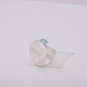 Bagues en argent sterling 925 avec aquamarine ovale 7x9 serties clos pour femmes, style bohème, bijoux de mariage et de fête, pierres précieuses en gros - Product Image 2