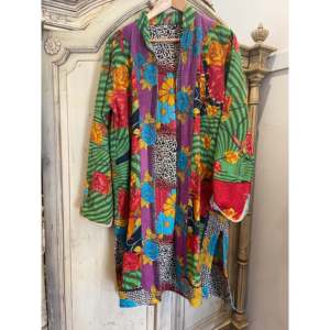 Chaqueta Vintage de Cuero Kantha para Mujer, Talla XL, Estilo Boho, Blazer Reversible con Parches y Logotipo Personalizado para Primavera y Otoño - Product Image 2