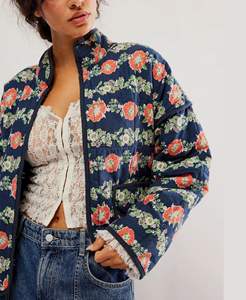 Veste courte matelassée légère et tendance pour femmes, imperméable, réversible, doublure en nylon respirante, finition de qualité - Product Image 2