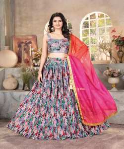 FILET ROSE PERLE TRAVAIL LEHENGA CHOLI AVEC DUPATTA VÊTEMENT DE MARIAGE PRIX DE GROS VÊTEMENT ETHNIQUE VÊTEMENT DE RÉCEPTION TENUE BASSE GAMME - Product Image 2