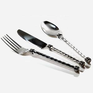 Vente en gros de couverts exclusifs, couteau plaqué argent, cuillère, fourchette, ensemble de couverts de luxe à manche rond et épais pour restaurant de mariage - Product Image 3