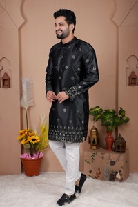 Conjunto de pijama étnico Kurta de diseñador para hombre en seda Malai con bordado pesado y trabajo de secuencia Ideal para eventos festivos de boda - Product Image 3