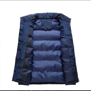 แจ็กเก็ตคอวีสำหรับผู้ชาย, เสื้อแจ็คเก็ตลำลองคอวีสีน้ำเงินเข้มแขนสั้นด้านหน้ามีซิปพิมพ์โลโก้ตามสั่ง - Product Image 2