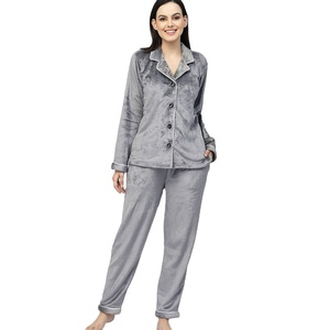 Combinaisons de nuit en polaire polyester respirantes à manches longues pour femmes - Product Image 1