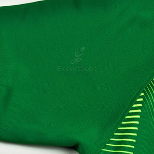 Conjunto de uniforme de camiseta de fútbol personalizado, tela de alta calidad, transpirable y ligera, adecuado para entrenamiento de equipos - Product Image 5
