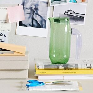 เหยือกน้ำเรซินโพลีเอสเตอร์ทำด้วยมือดีไซน์คลาสสิกลวดลายหมุนสำหรับห้องครัวของขวัญคริสต์มาส - Product Image 6