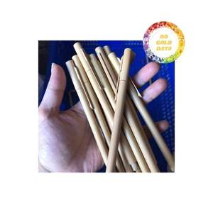 Stylo en bambou artisanal durable du Vietnam, écologique et léger, parfait pour le journaling et le dessin - Product Image 1