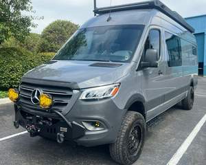 Autocaravana Económica 2024, RV Camper 2022 Knaus Wave 650 de Lujo Usada para Acampar, de Aluminio, para 4-6 Personas - Product Image 3