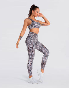 Vêtements de sport de yoga sans couture pour femmes de qualité supérieure soutien-gorge de sport respirant de haute qualité dans les grandes tailles soutien-gorge de sport uni en gros pour les filles - Product Image 4