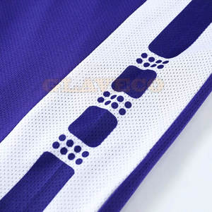 Service OEM Nouveau style Respirant Tailles fortes Ensembles Uniforme de basketball Haute qualité Couleur unie En vente - Product Image 4