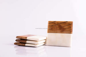 จานรองแก้วและแผ่นรองจานไม้อะคาเซียสไตล์คลาสสิก - Product Image 2